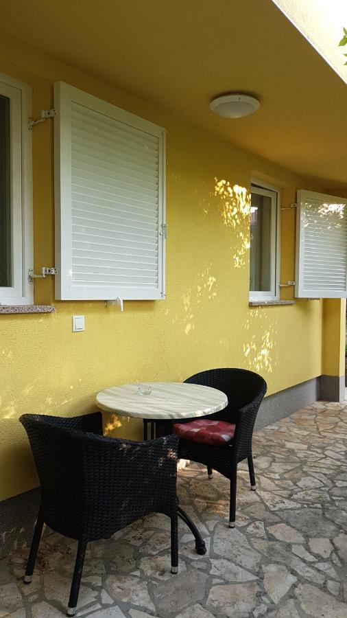 Apartmani Ljerka Malinska Extérieur photo