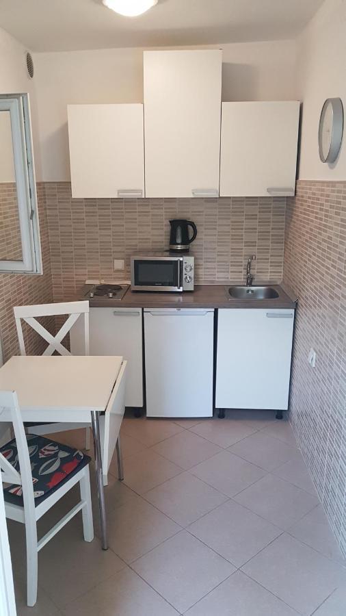 Apartmani Ljerka Malinska Extérieur photo
