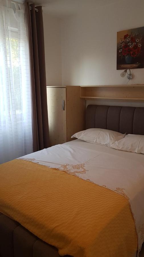 Apartmani Ljerka Malinska Extérieur photo